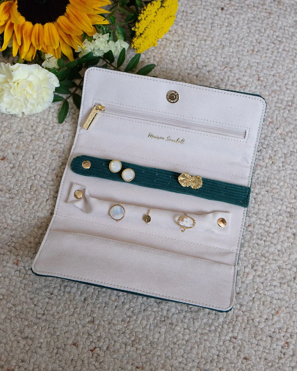 Pochette à bijoux Catherine en velours côtelé - Image 10